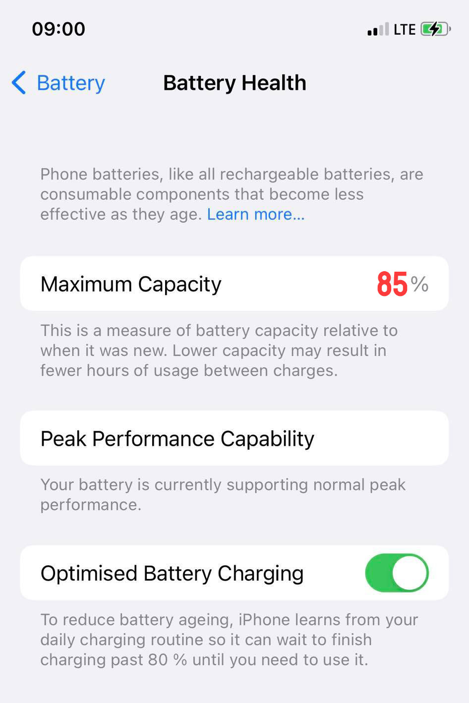 forvrængning ø Telegraf iPhone Battery Health 85% (Should You Replace a Battery Now?) - Pigtou