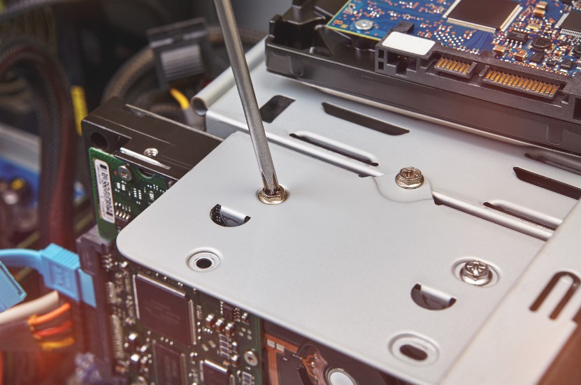 Connect your Laptop Hard Drive to your Desktop’s Motherboard